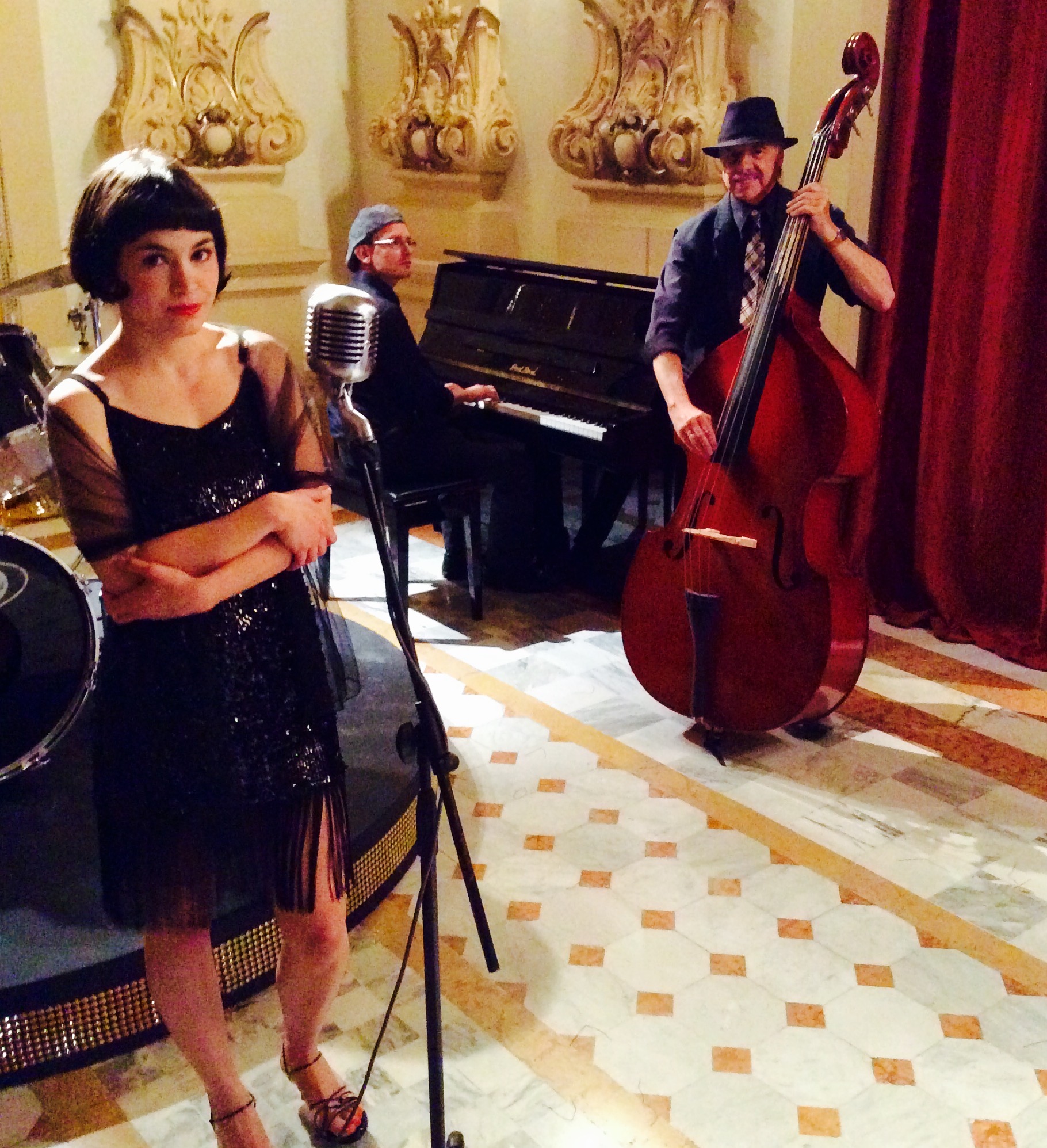 GRUPO DE 3 MUSICOS (TRIO) - Imagen 2