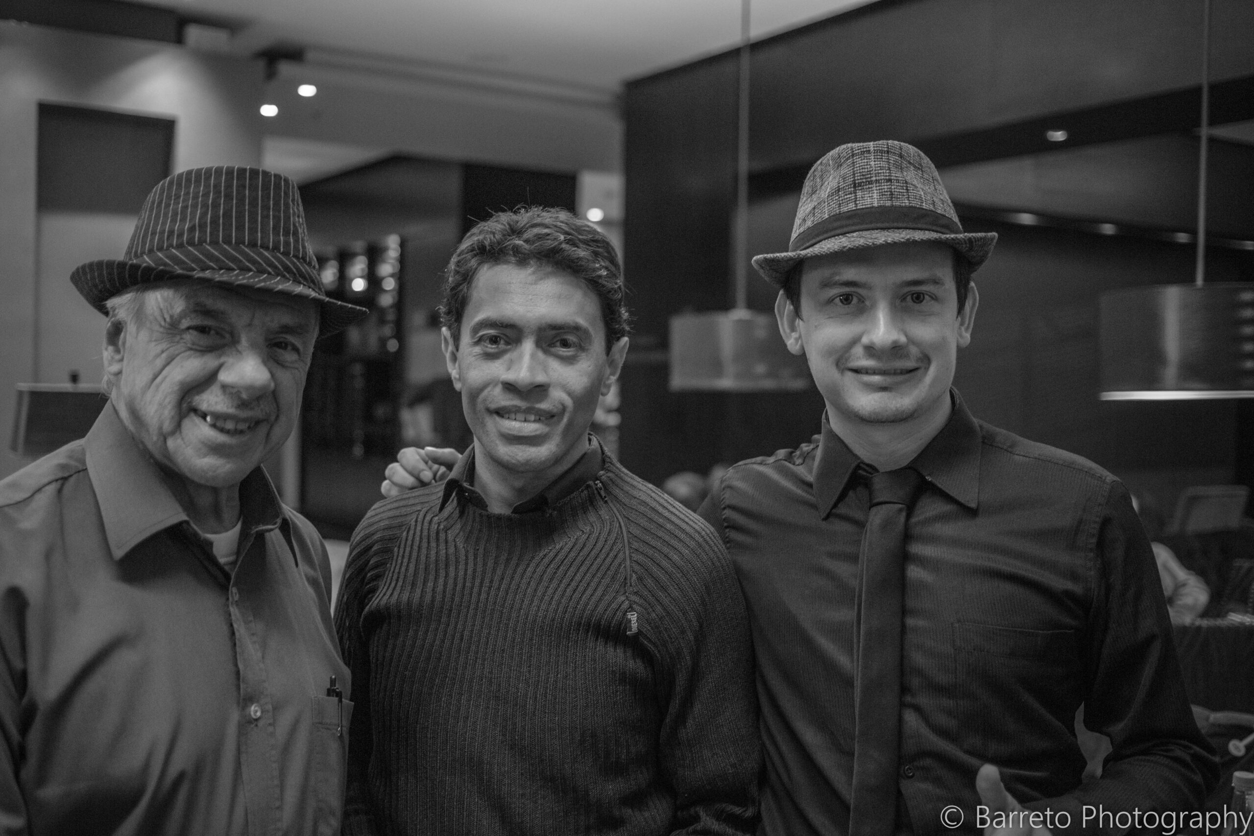 GRUPO DE 3 MUSICOS (TRIO) - Imagen 8