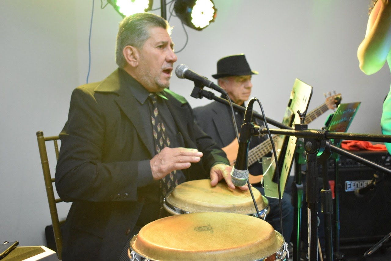 GRUPO DE 3 MUSICOS (TRIO) - Imagen 14